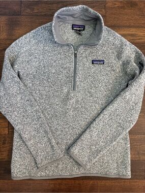 Patagonia Women's Better Sweater 1/4 Zip pullover in a marled gray color Medium